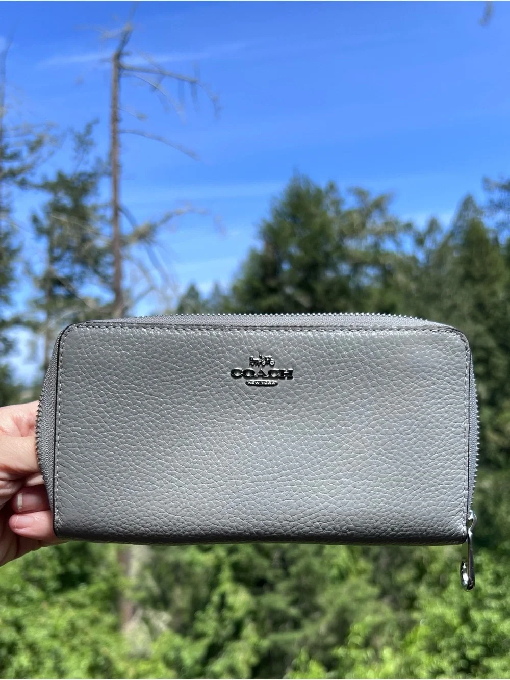 COACH Long Zip-Around Pebble Leather Wallet Gray/Blue w Silver Hardwar AUTHENTIC